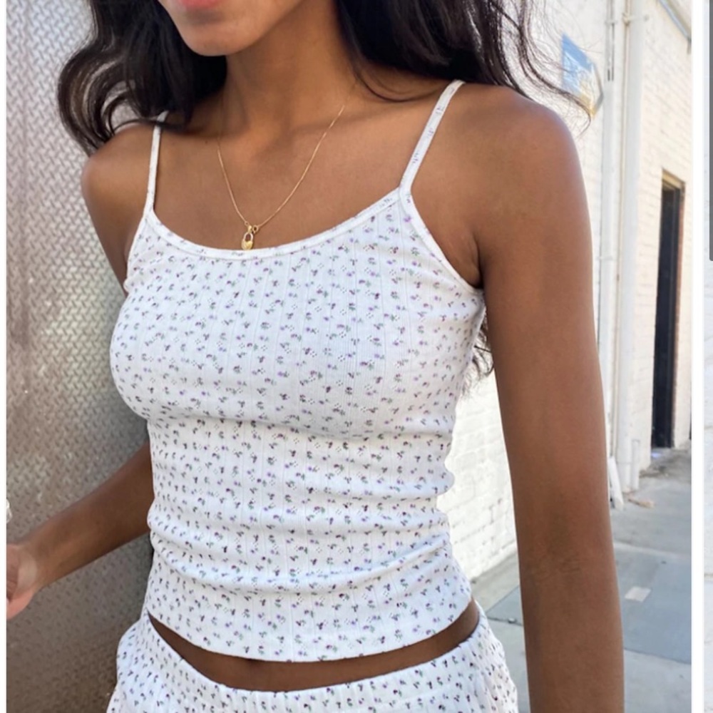 Brandy Melville Skylar floral tank